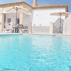 Puente Tabla Con Piscina Privada Сasa de vacaciones