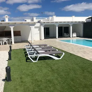 casa-mercedes-playa-blanca-lanzarote.in-canary-islands.com/